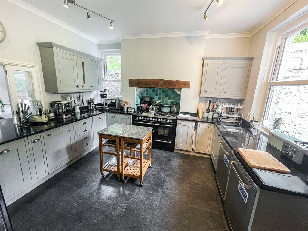 8 bed detached house for sale in Aberdyfi, Gwynedd LL35, £860,000