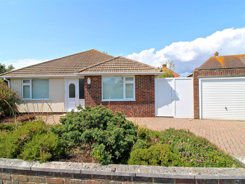 2 bed detached bungalow for sale in Perth Close, Seaford BN25, £450,000