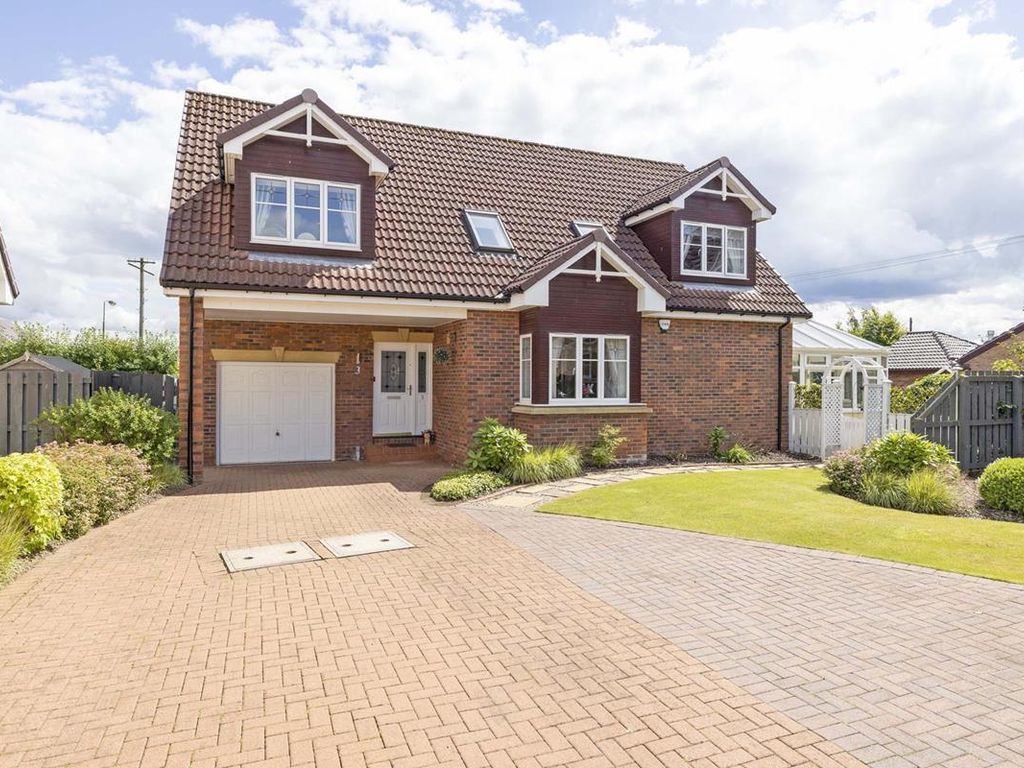 4 bed detached house for sale in 3 Shaws Crescent, Penicuik EH26, £465,000