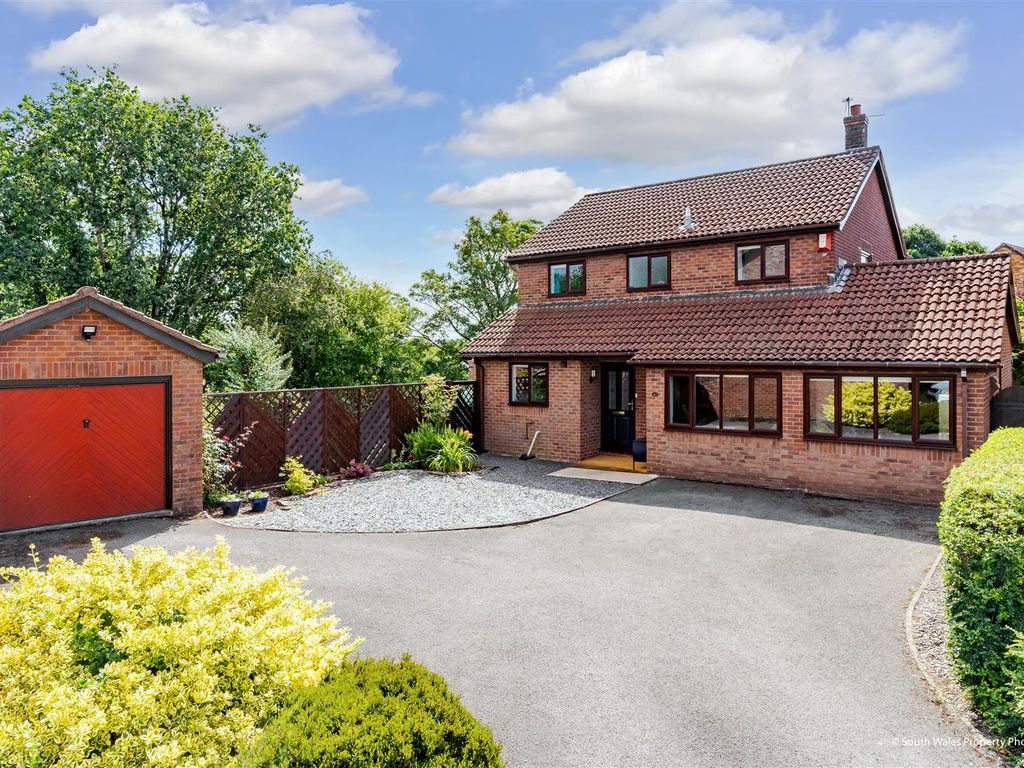 5 bed detached house for sale in Cheriton Drive, Thornhill, Cardiff CF14, £650,000