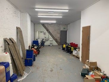 Industrial to let in Elwes Street, Brigg, North Lincolnshire DN20, £8,000 pa