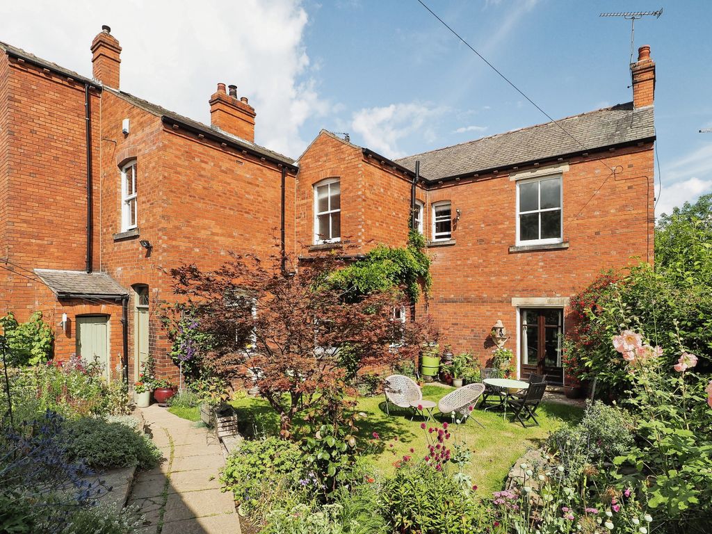 4 bed semi-detached house for sale in Wakefield Road, Horbury, Wakefield, West Yorkshire WF4, £500,000