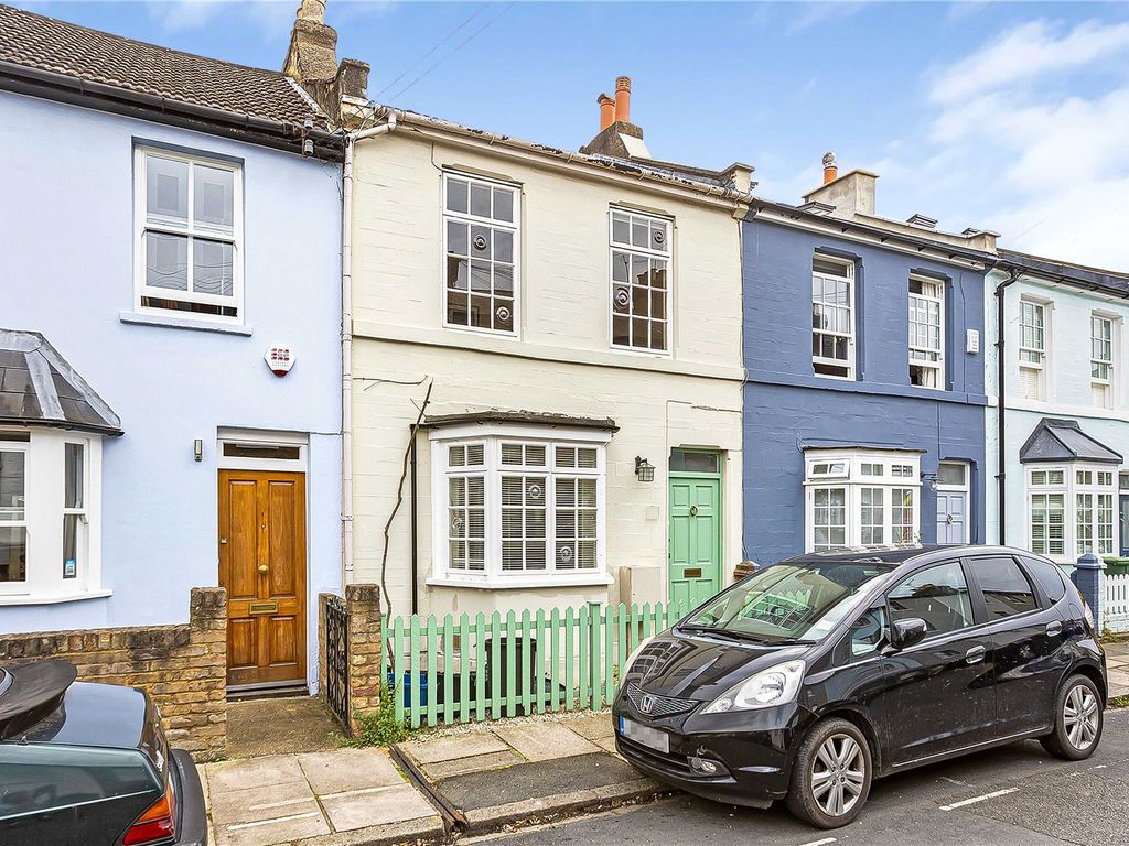 2 bed property for sale in Archway Street, Barnes SW13, £1,150,000