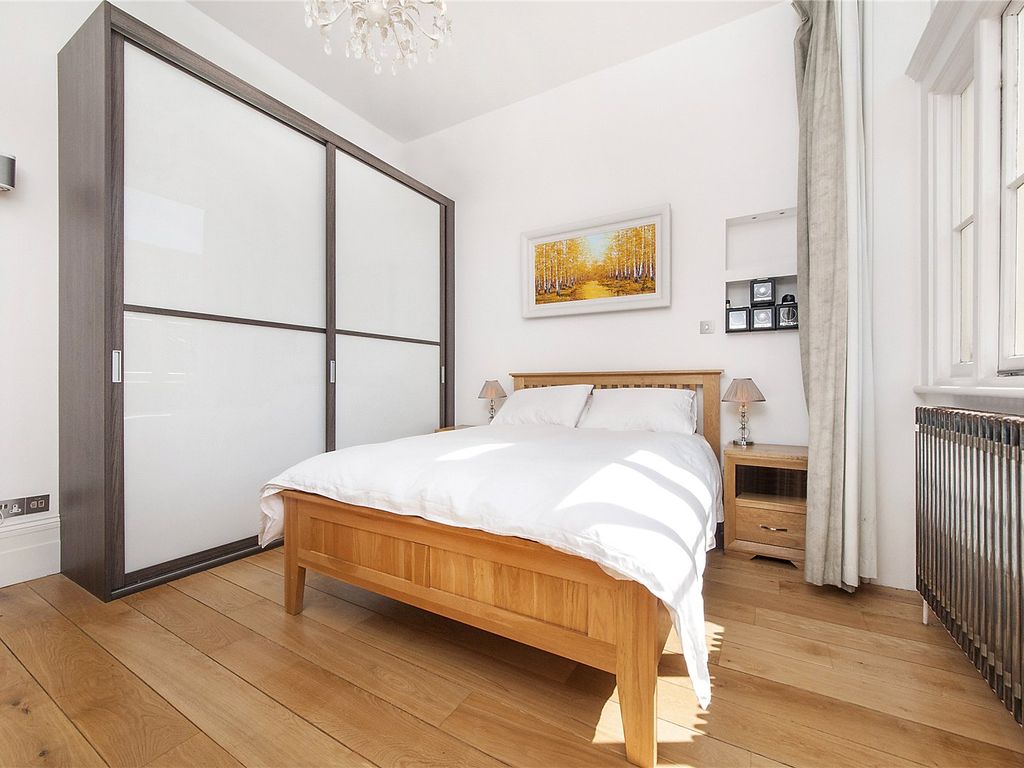 1 bed flat for sale in Hyde Park Square, Hyde Park W2, £1,350,000