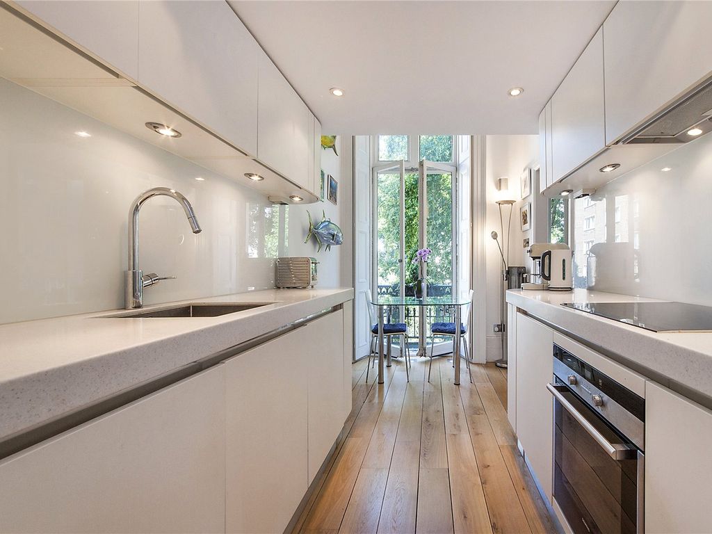 1 bed flat for sale in Hyde Park Square, Hyde Park W2, £1,350,000