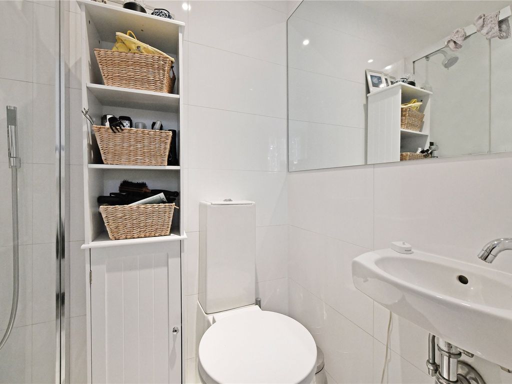 2 bed flat for sale in Hyde Park Street, Hyde Park W2, £1,400,000