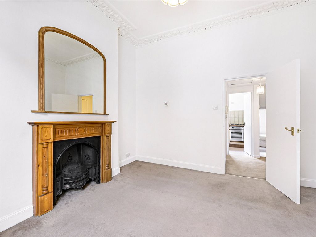 1 bed flat for sale in Tachbrook Street, Westminster SW1V, £475,000