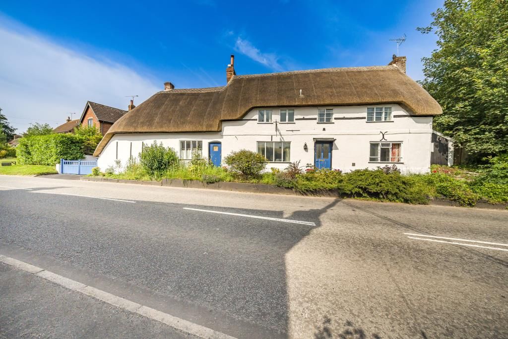 4 bed detached house for sale in Collingbourne Kingston, Wiltshire SN8, £775,000