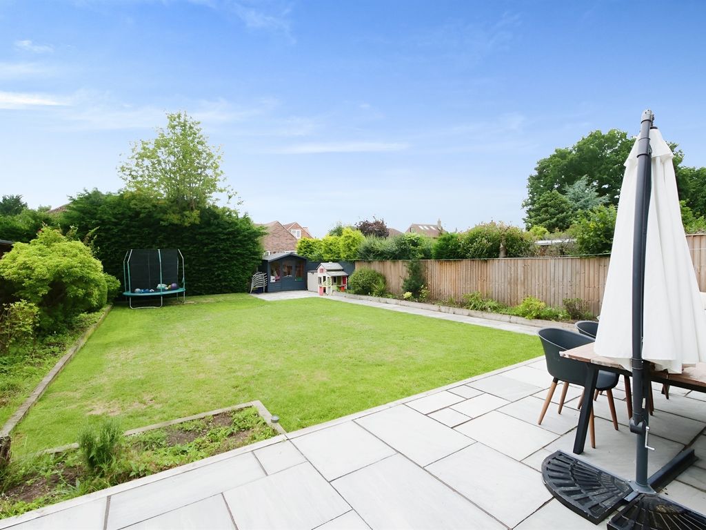 4 bed detached house for sale in Towthorpe Road, Haxby, York YO32, £675,000