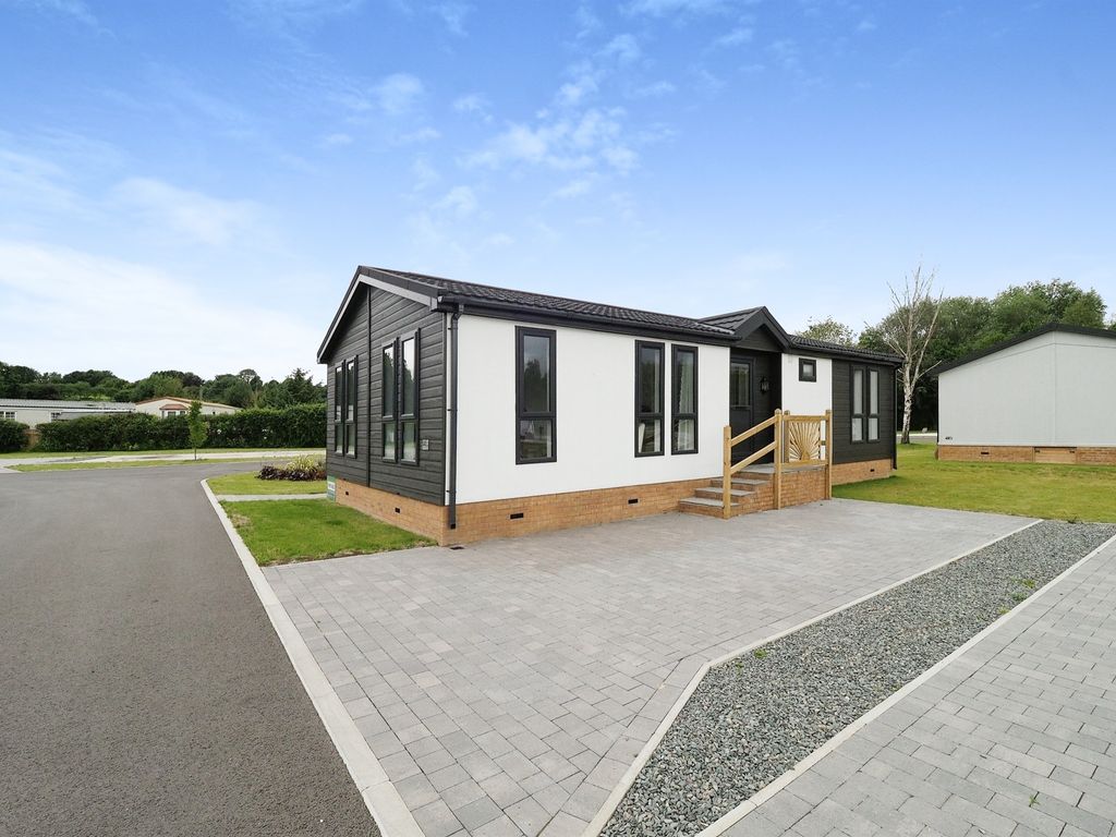 New home, 2 bed detached bungalow for sale in Mickley Lane, Stretton, Alfreton DE55, £229,950