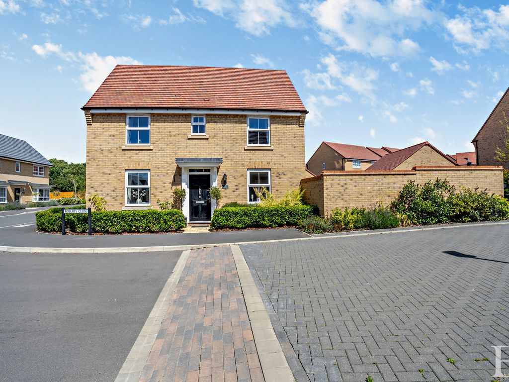 3 bed detached house for sale in Roberts Close, Godmanchester, Huntingdon PE29, £350,000