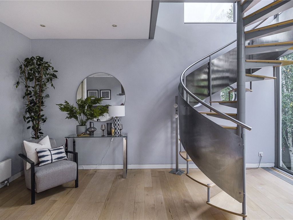 3 bed property for sale in Lonsdale Place, Barnsbury N1, £2,000,000