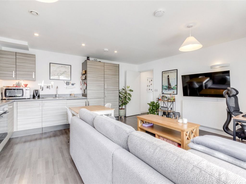 1 bed flat for sale in Dance Square, Clerkenwell EC1V, £600,000