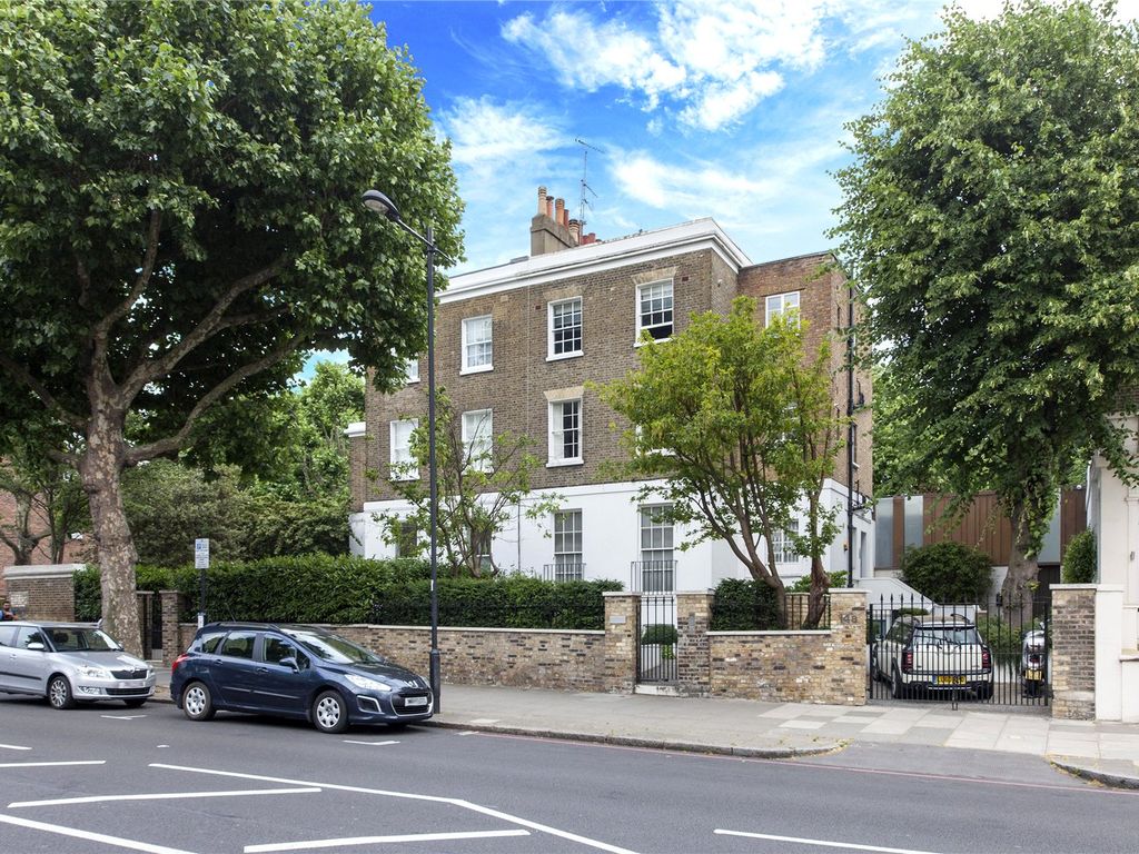 2 bed flat for sale in St. John's Wood Road, St John's Wood NW8, £770,000