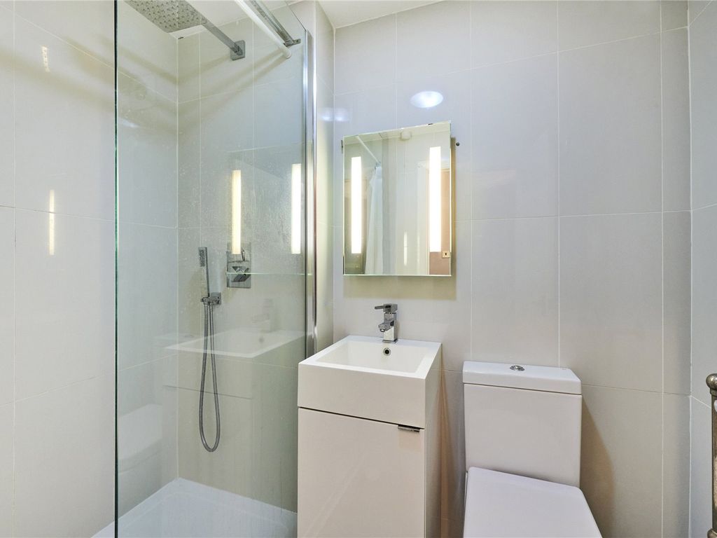1 bed flat for sale in Abercorn Place, St John's Wood NW8, £440,000