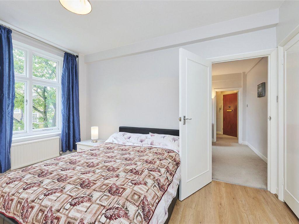 1 bed flat for sale in Abercorn Place, St John's Wood NW8, £440,000