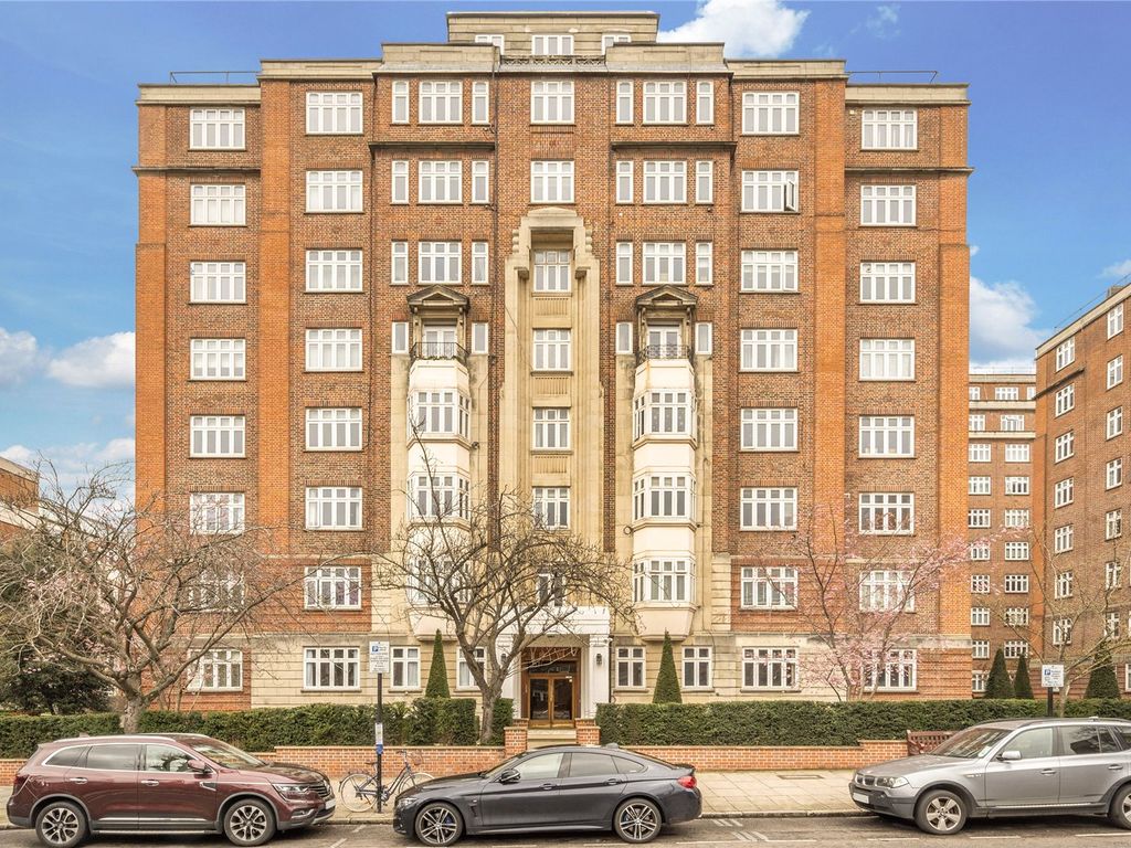 4 bed flat for sale in Grove Hall Court, Hall Road NW8, £1,250,000