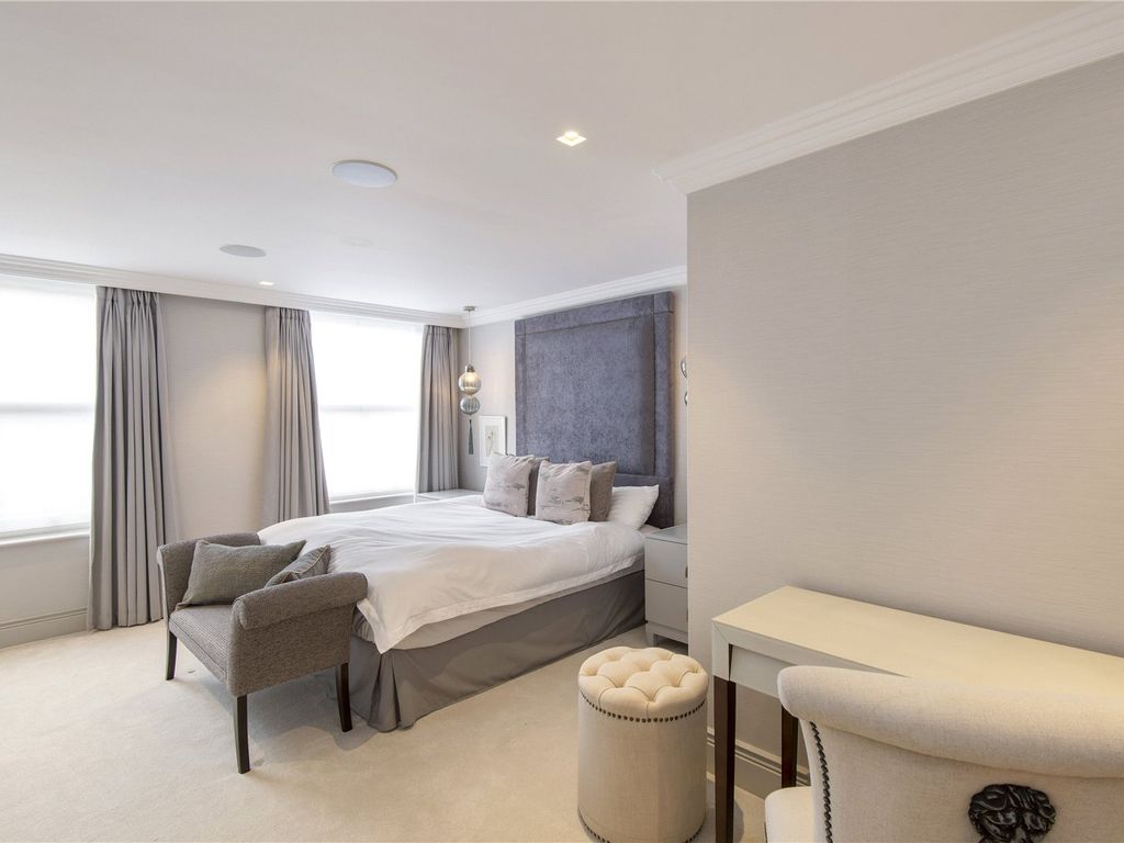 3 bed flat for sale in Queen's Gate Place, Queens Gate SW7, £3,500,000