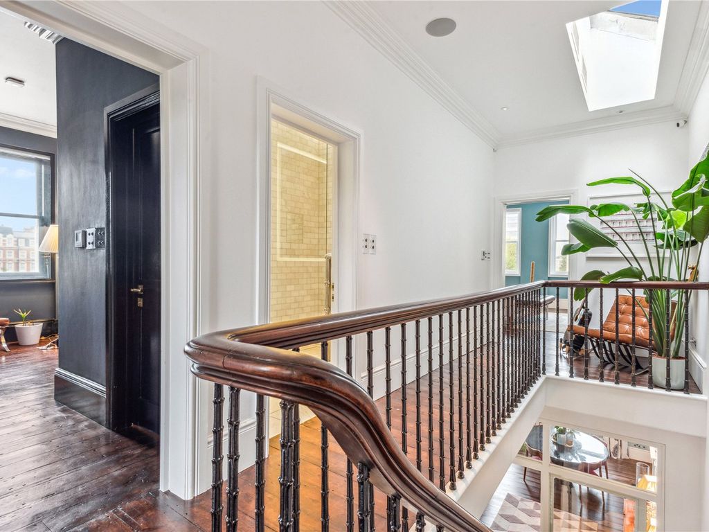 3 bed flat for sale in Atherstone House, 69A Gloucester Road SW7, £2,250,000