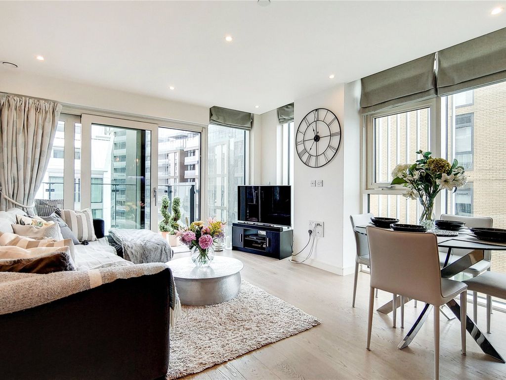 2 bed flat for sale in Enterprise Way, Wandsworth SW18, £600,000