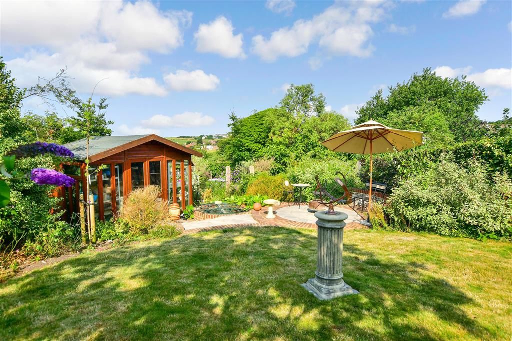 3 bed detached bungalow for sale in Chalkland Rise, Woodingdean, Brighton, East Sussex BN2, £475,000