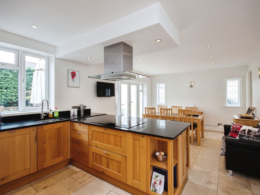 4 bed detached house for sale in Ovington Avenue, Bournemouth BH7, £600,000