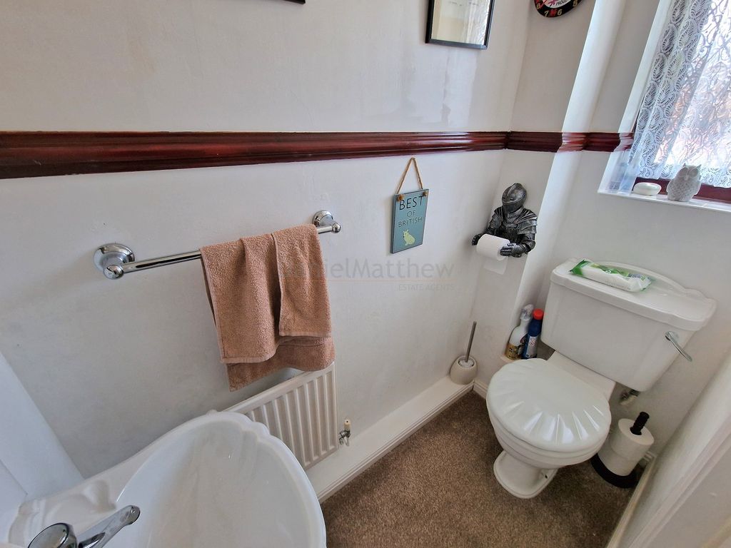 3 bed detached house for sale in The Shires, Marshfield, Cardiff. CF3, £390,000