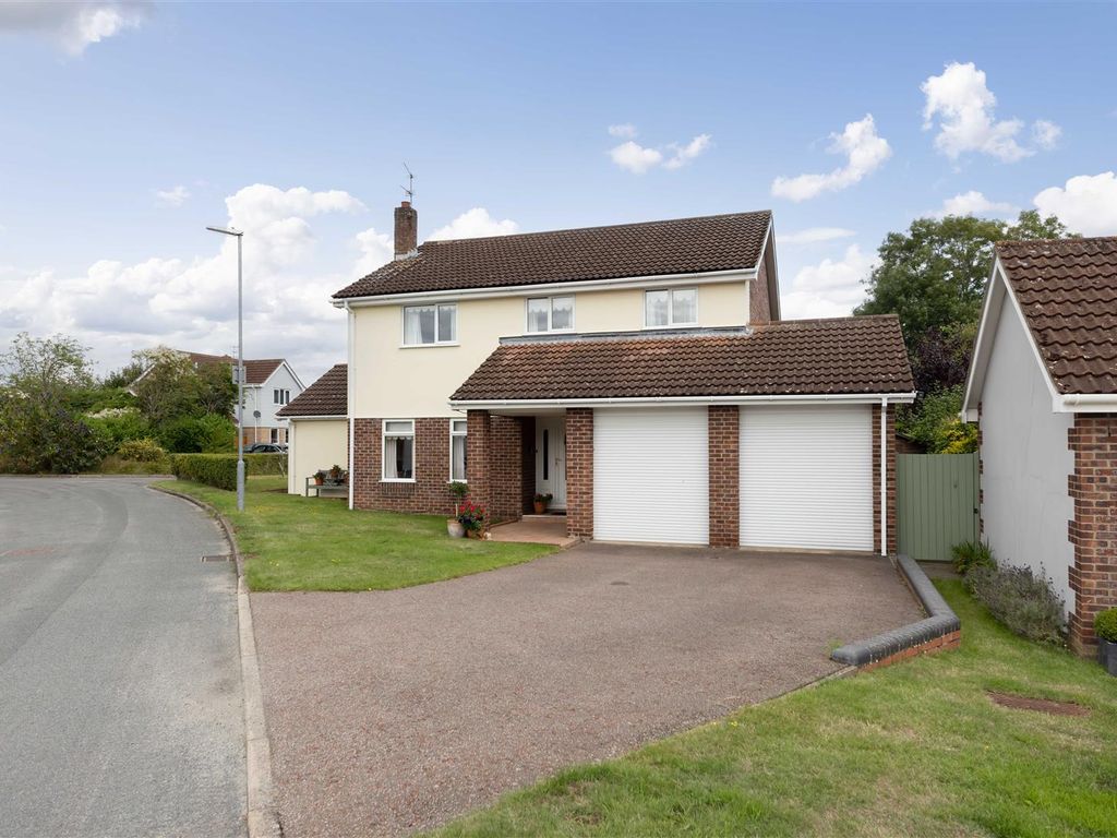 4 bed detached house for sale in Suffield Close, Cringleford, Norwich NR4, £490,000