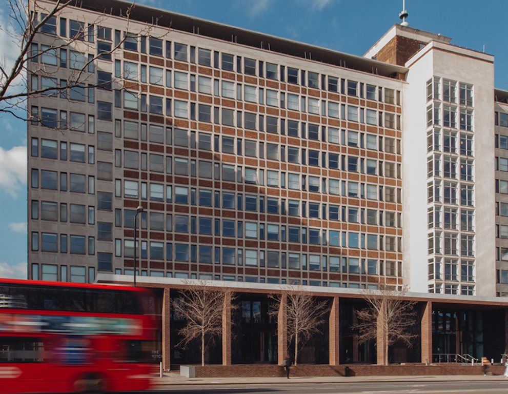 Office to let in Albert Embankment, London SE1, £12,000 pa