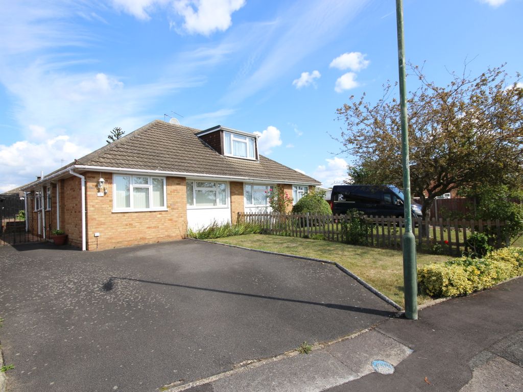 3 bed bungalow for sale in Anerley Close, Allington ME16, £390,000