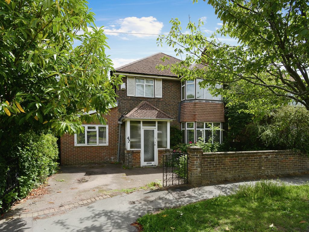 4 bed detached house for sale in Chancellors Park, Hassocks BN6, £825,000