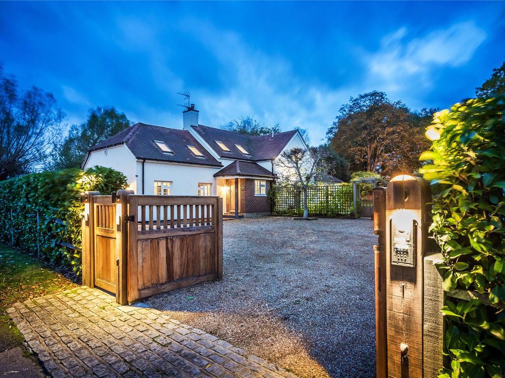 3 bed detached house for sale in Wood Street Village, Guildford, Surrey GU3, £1,250,000