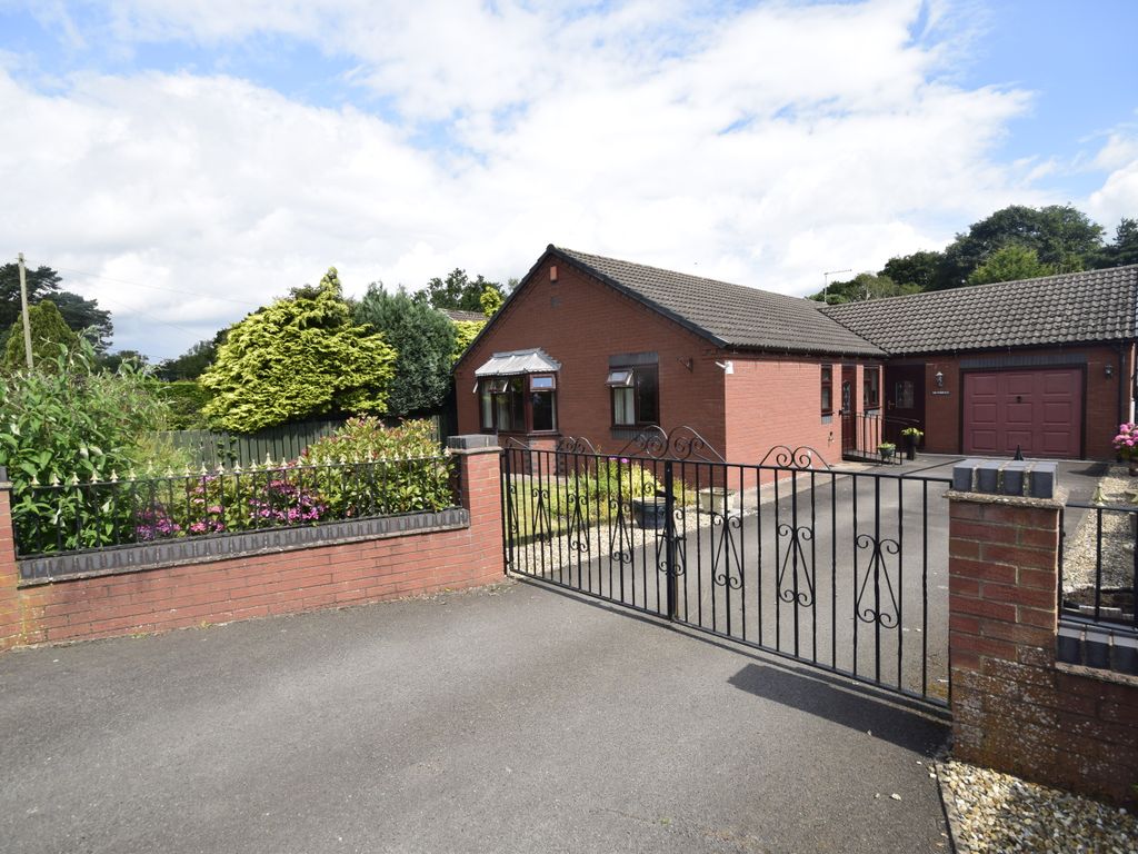 3 bed detached bungalow for sale in Twemlows Avenue, Higher Heath, Whitchurch SY13, £340,000