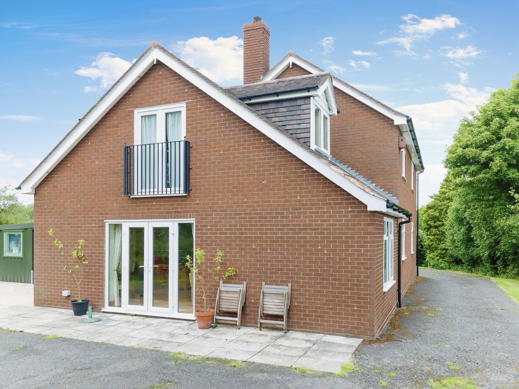4 bed detached house for sale in New Works Lane, Telford TF6, £650,000