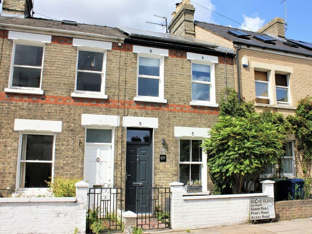 2 bed terraced house for sale in Beche Road, Cambridge CB5, £525,000