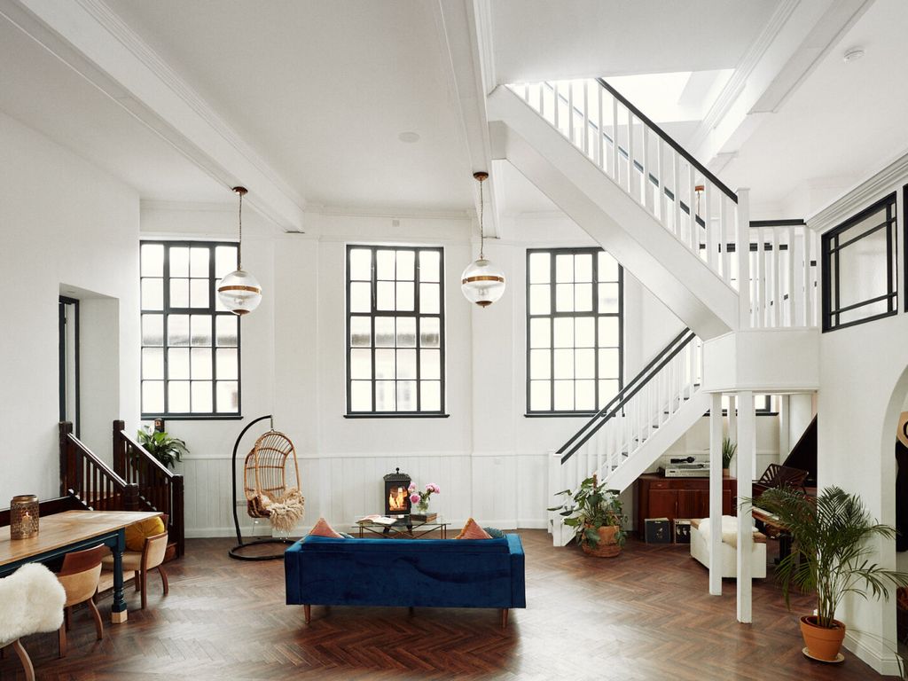 3 bed detached house for sale in Salvation House, Bradninch, Devon EX5, £565,000