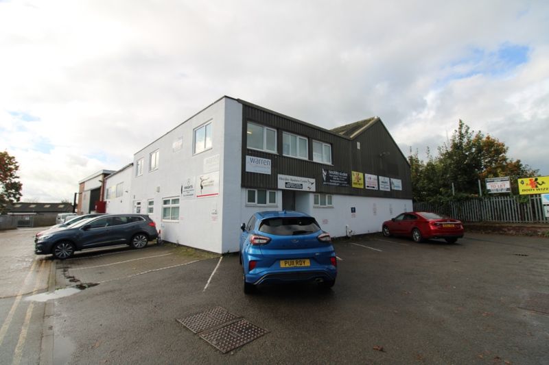 Office to let in Burbage Road, Burbage, Leicestershire LE10, £2,000 pa