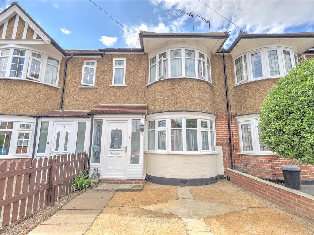 2 bed terraced house for sale in Flamborough Road, Ruislip HA4, £500,000