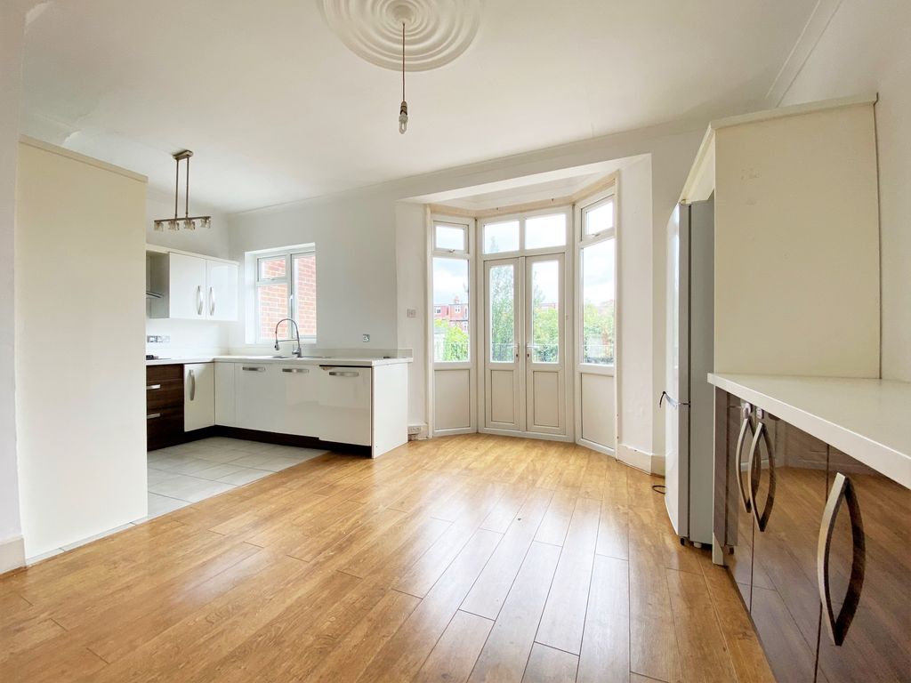 3 bed terraced house for sale in Belmont Avenue, Palmers Green N13, £650,000