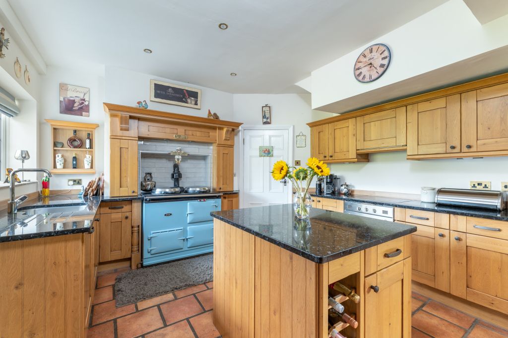 4 bed detached house for sale in Morton Lane, East Morton, West Yorkshire BD20, £685,000
