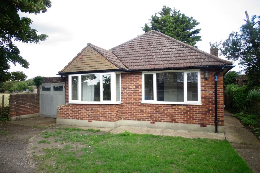2 bed detached bungalow for sale in Feltham Road, Ashford TW15, £425,000