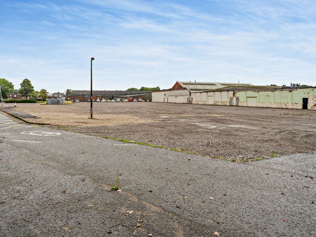 Land to let in Charnley Fold Industrial Estate, School Lane, Bamber Bridge, Preston PR5, £60,400 pa