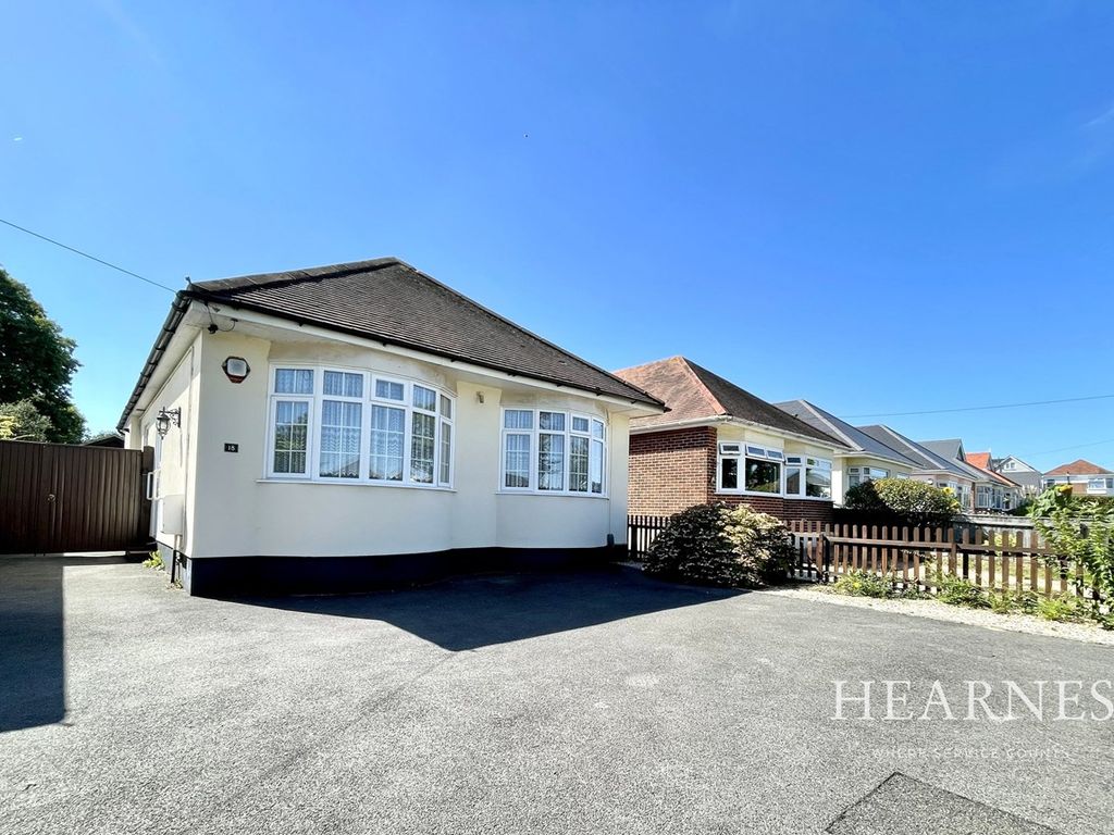 2 bed detached bungalow for sale in Cheddington Road, Muscliff, Bournemouth BH9, £400,000
