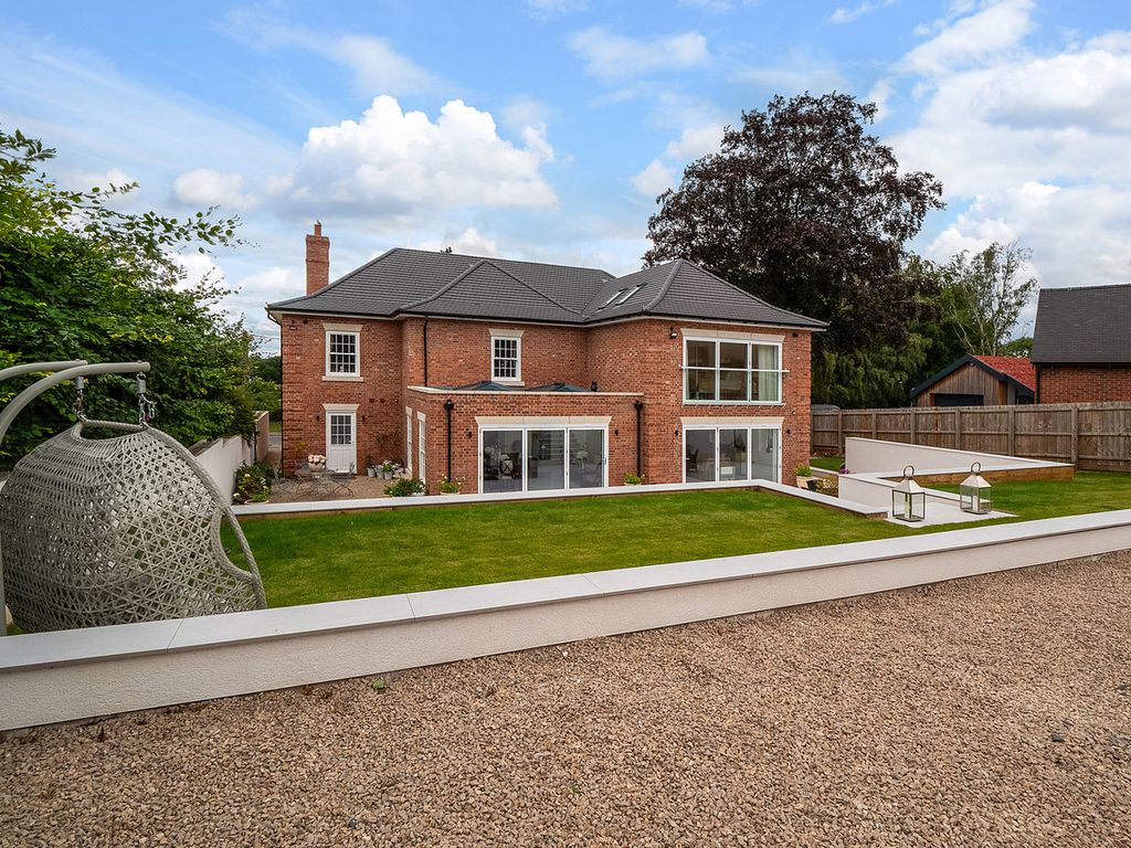 6 bed detached house for sale in Barton Road Market Bosworth Nuneaton Coventry, Leicestershire CV13, £2,000,000