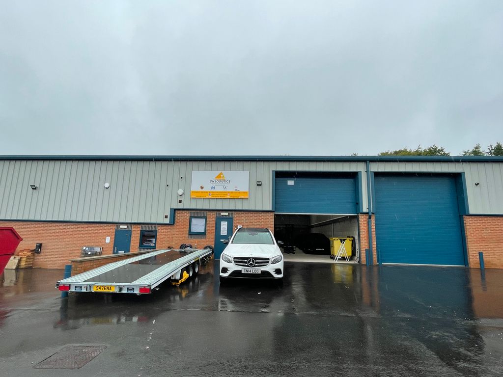 Industrial to let in Unit 10, Watermills Road, Newcastle ST5, £17,500 pa