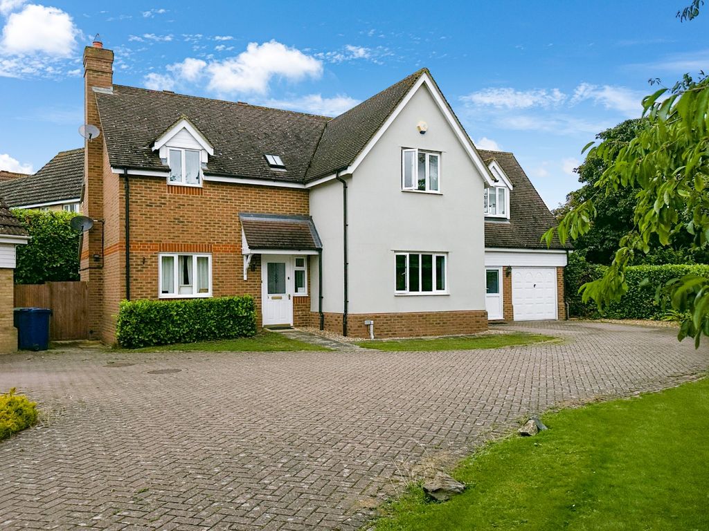 5 bed detached house for sale in Mitwell Close, Highfields Caldecote, Cambridge CB23, £725,000