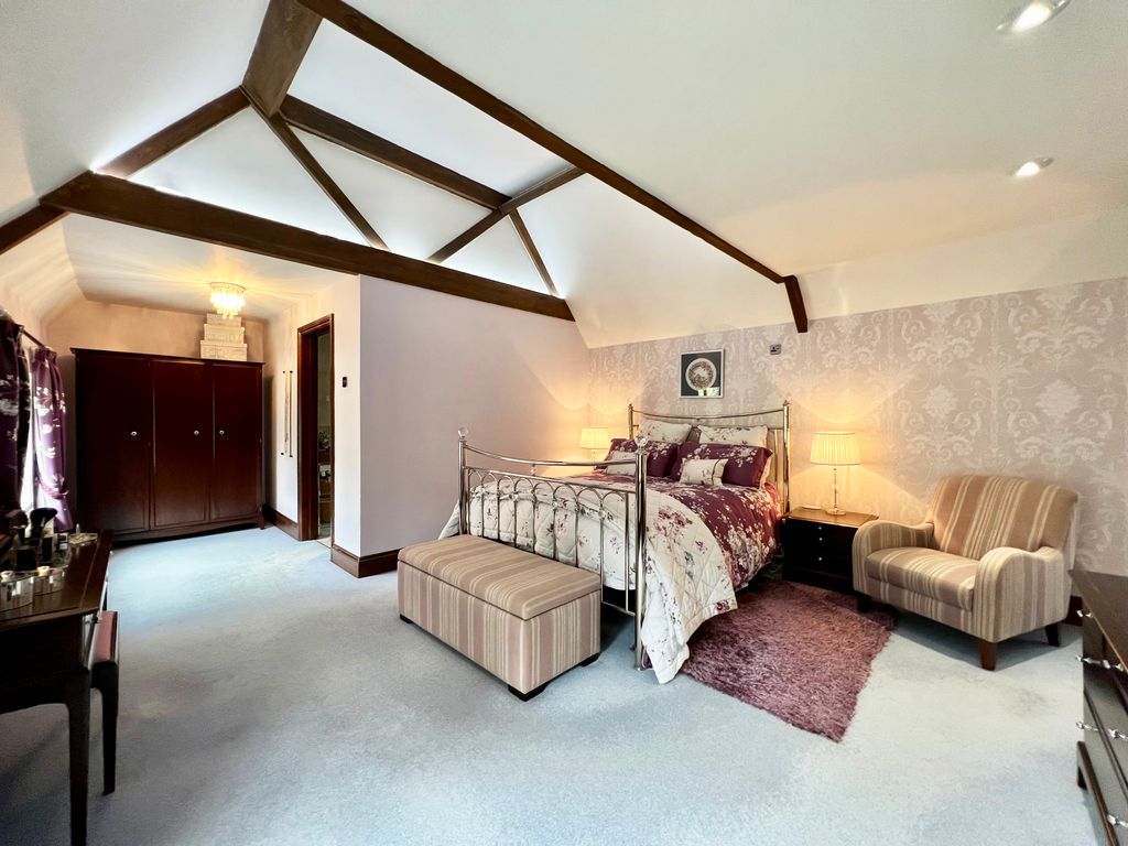 6 bed detached house for sale in Long Thorn Lane, Upper Strode, Regil BS40, £1,550,000