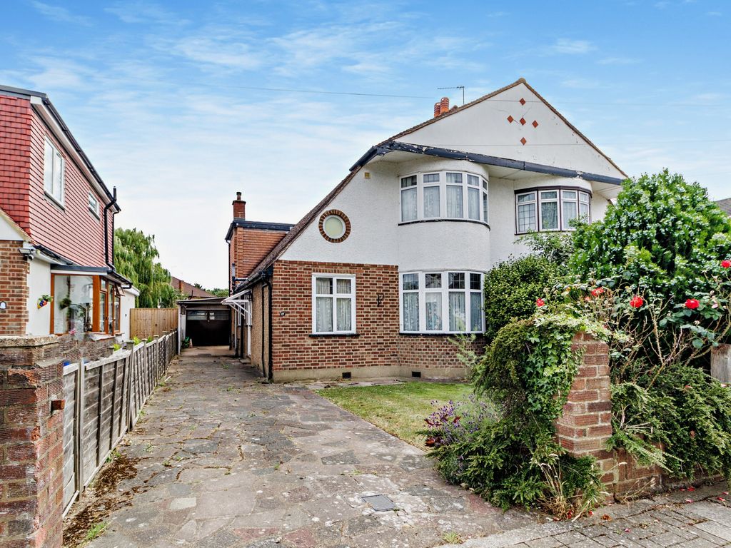 4 bed semi-detached house for sale in Wimborne Drive, Pinner HA5, £685,000