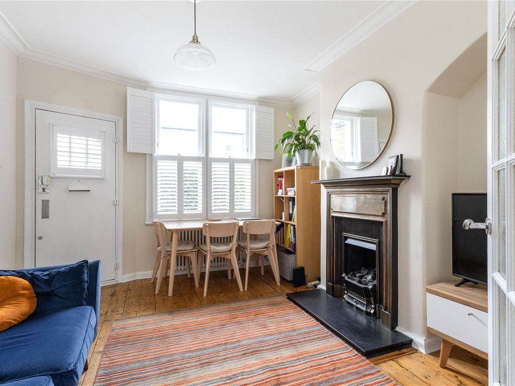 2 bed detached house for sale in Coteford Street, London, London SW17, £500,000