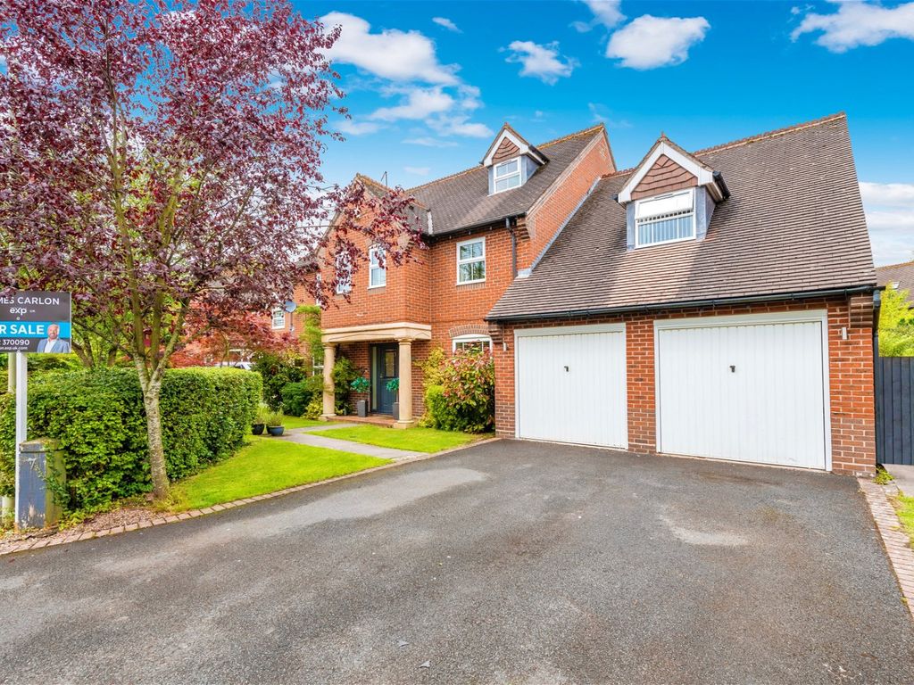 6 bed detached house for sale in Simpsons Walk, Horsehay, Telford TF4, £625,000